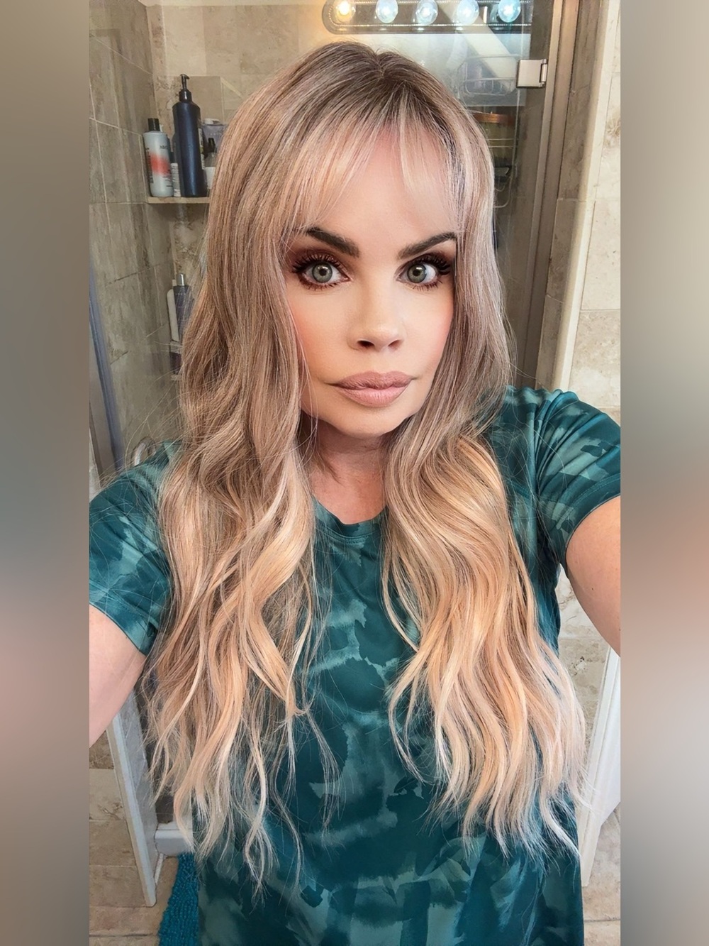 Chelsey smith cosmetics apricot with bangs wig